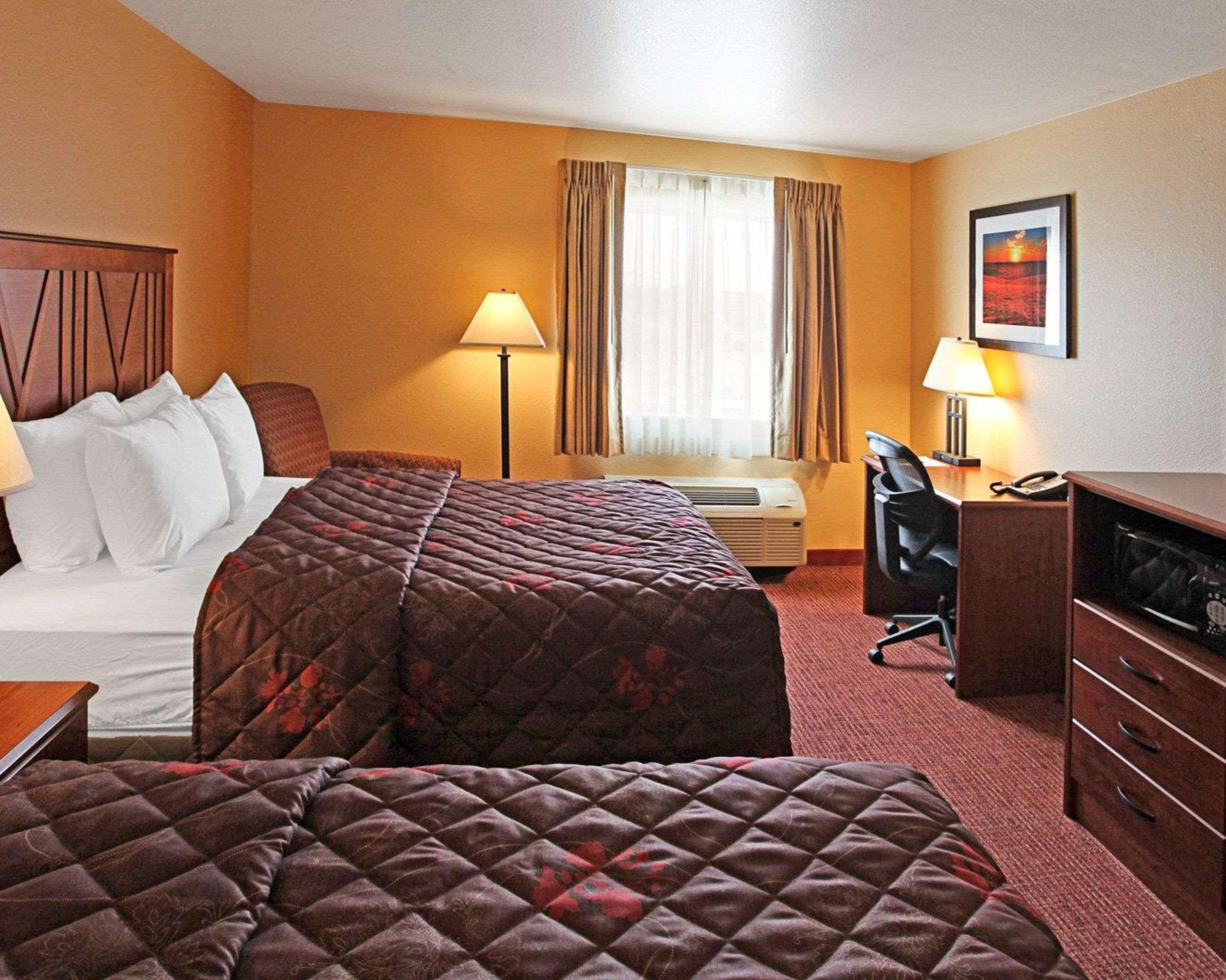 Rodeway Inn & Suites Phillipsburg Extérieur photo